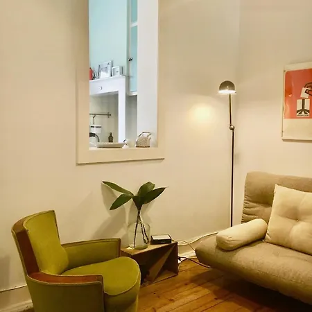 아파트 Flh Graca Vintage With Interior Garden